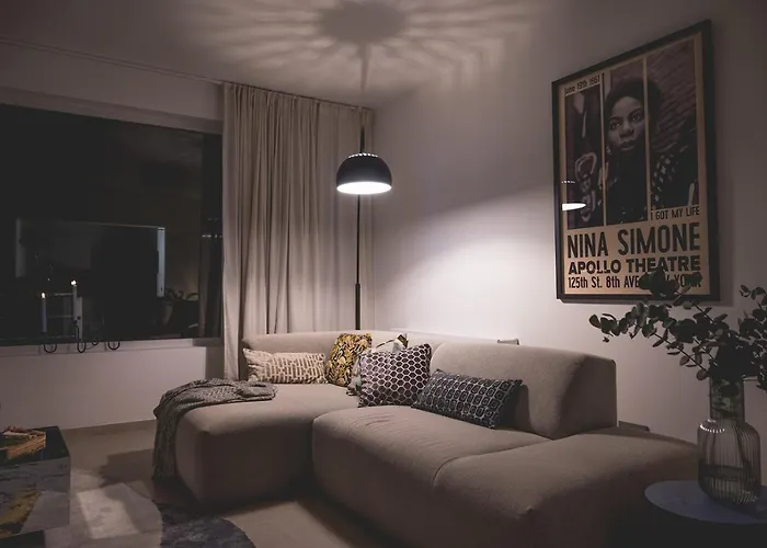 Snoring Bastards דירה