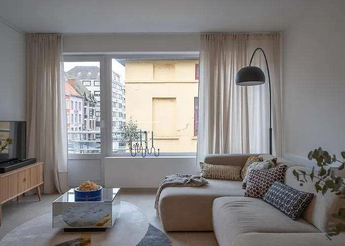 Snoring Bastards דירה