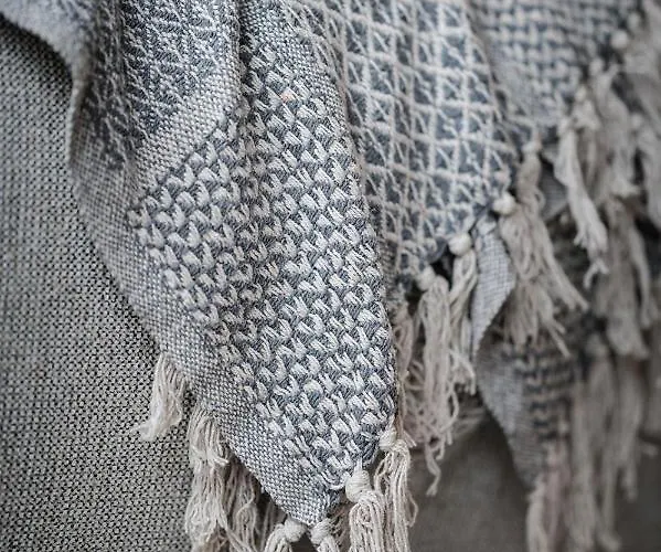 Snoring Bastards אוסטנדה