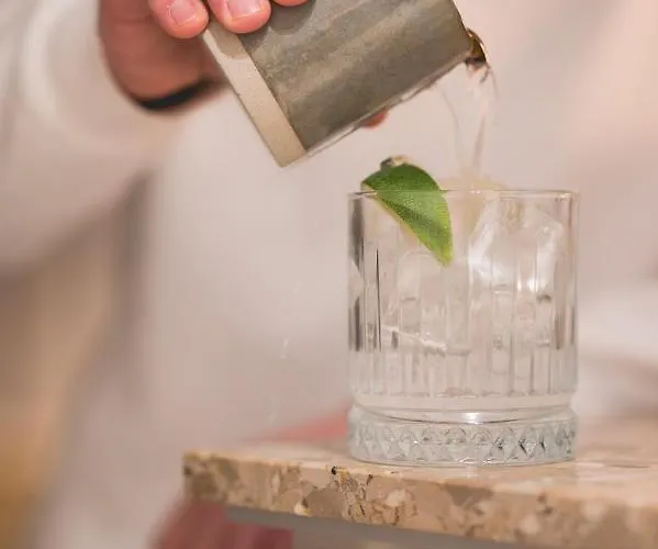 Snoring Bastards * אוסטנדה