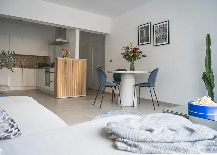 Snoring Bastards * אוסטנדה